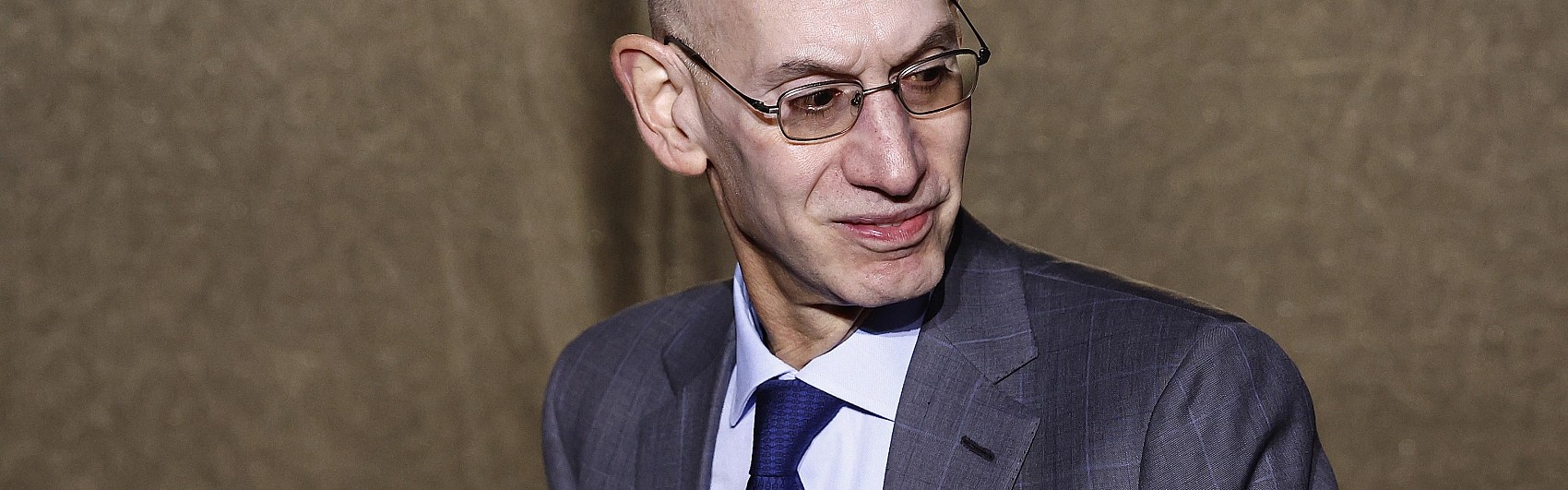 必赢体育app下载-Shams：NBA新规允许联盟降低球队乐透抽签概率或调整选秀顺位！